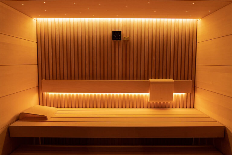 Aquamarine | Osvětlení sauny: důležitý detail, který zútulní vaší saunovou kabinu